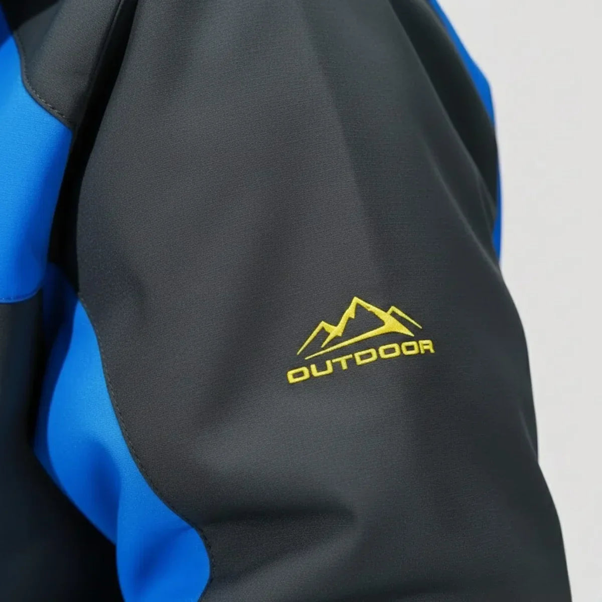FrostLine™ – Advanced thermal protection for extreme winter conditions